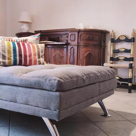 Mama Babylon Konukevi Olbia