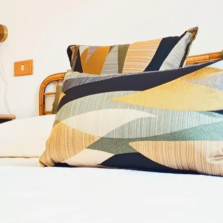 Konukevi Mama Babylon Olbia