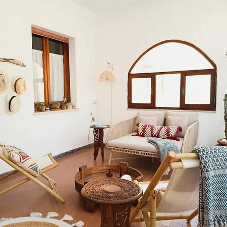 Mama Babylon Penzion Olbia